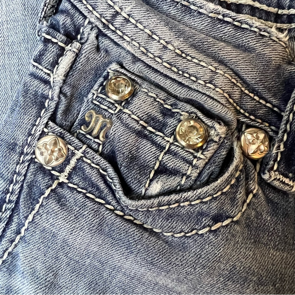 Miss Me Girls Sz 8 Capri Blue Jeans - Picture 6 of 7